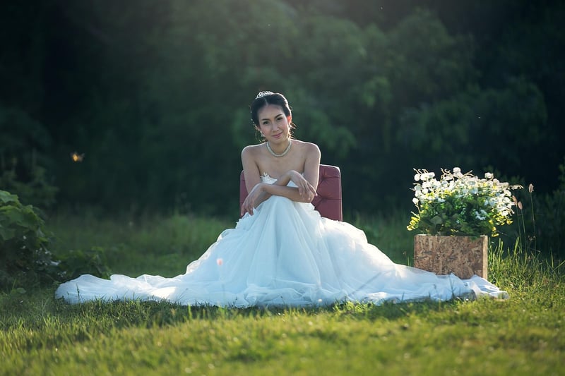 Bride in Minimalist Wedding Dress